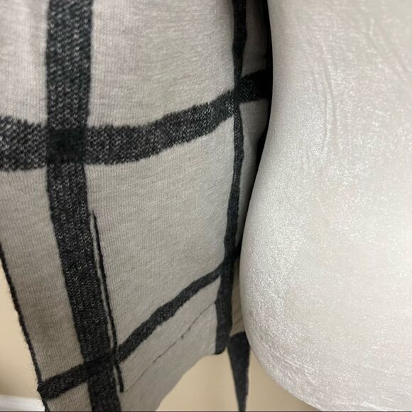 Banana Republic grey wool blend windowpane wrap jacket.  XXS - Picture 6 of 8